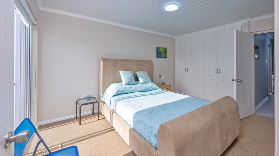 3 Bedroom Property for Sale in Struisbaai Western Cape